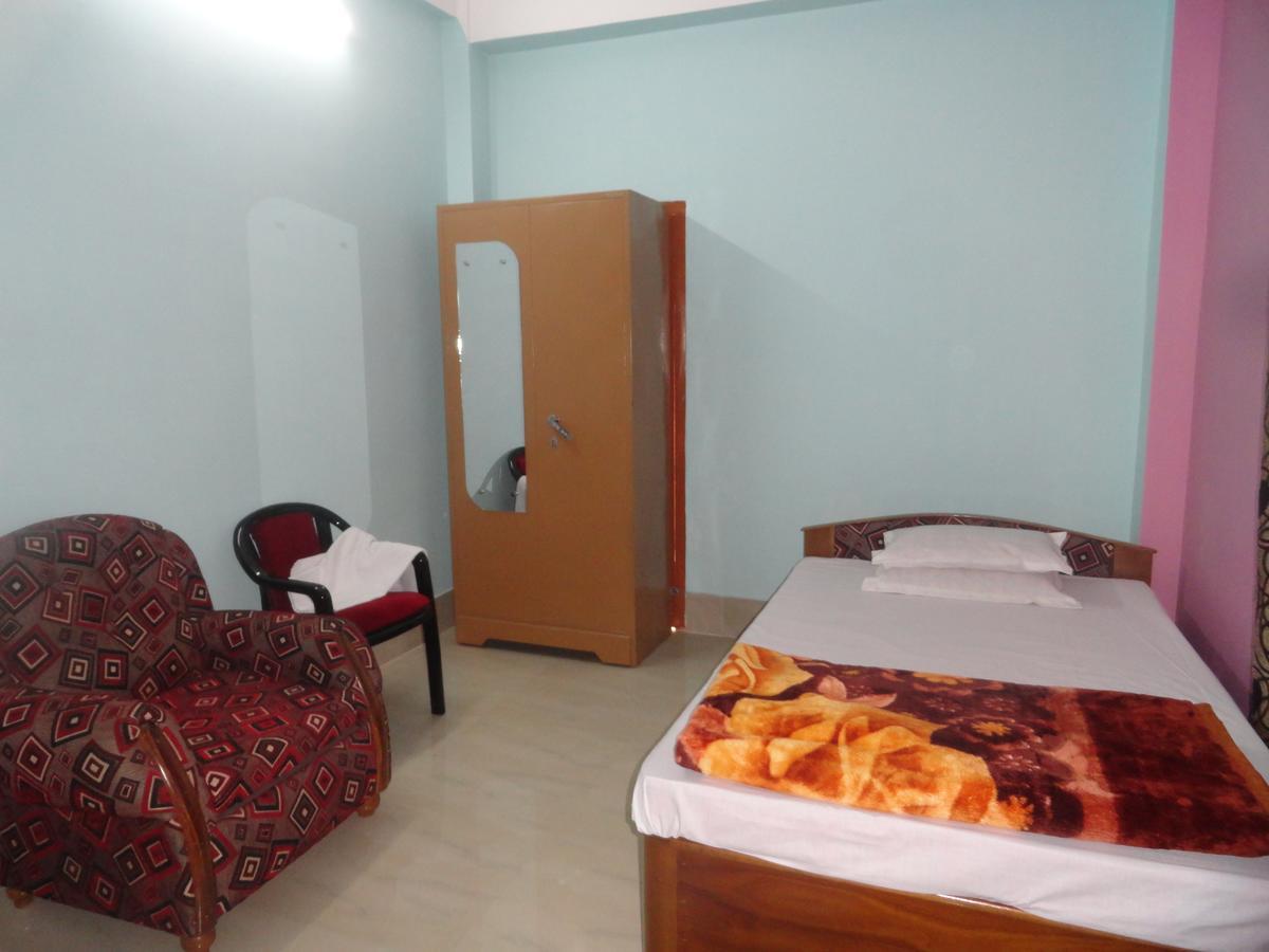Hotel Kaustav Tezpur Exterior foto